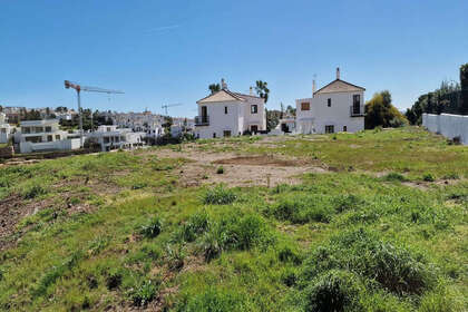Plot for sale in Puerto Banús, Marbella, Málaga. 