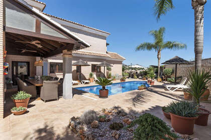 Cluster house for sale in Mijas Costa, Málaga. 