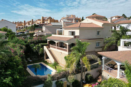 Cluster house for sale in Riviera Del Sol, Marbella, Málaga. 