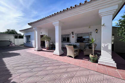 Cluster house for sale in San Pedro de Alcántara, Marbella, Málaga. 