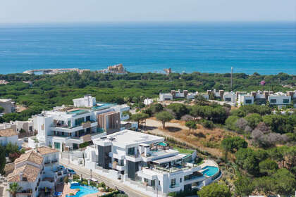 Apartment for sale in Puerto de Cabopino, Marbella, Málaga. 