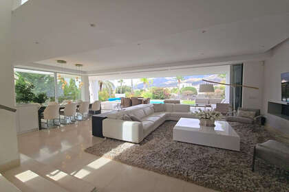 Cluster house for sale in Río Real, Marbella, Málaga. 