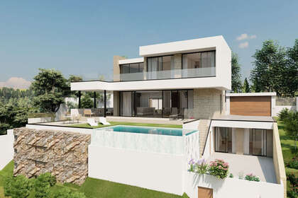 Plot for sale in Elviria, Marbella, Málaga. 
