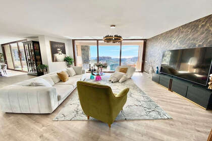 Apartamento venta en Benahavís, Málaga. 