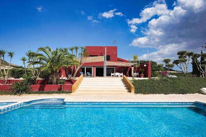 Ranch for sale in Torremendo, Orihuela, Alicante. 