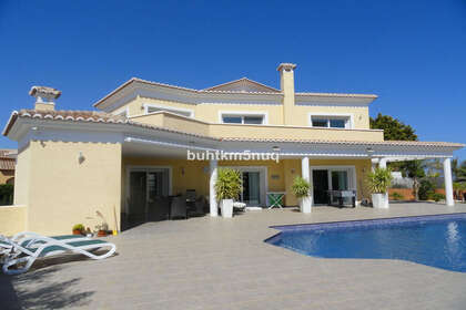 Cluster house for sale in Calpe/Calp, Alicante. 