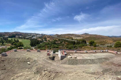 Plot for sale in Benahavís, Málaga. 