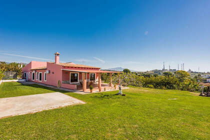 Cluster house for sale in Estepona, Málaga. 