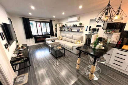 Apartment for sale in Benalmádena, Málaga. 