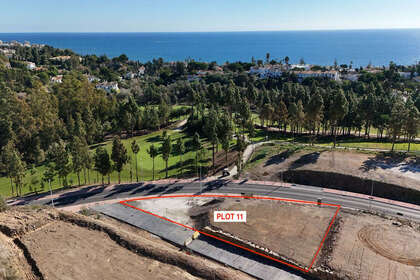 Plot for sale in Mijas Costa, Málaga. 