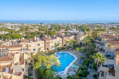 Apartamento venta en Benahavís, Málaga. 