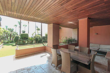 Apartment for sale in Puerto Banús, Málaga. 