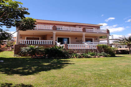 Cluster house for sale in Mijas Costa, Málaga. 