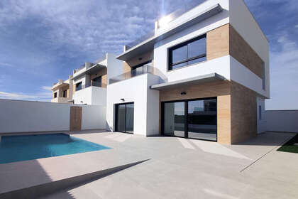 House for sale in Benijófar, Alicante. 