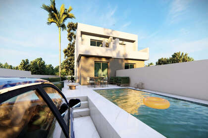 Cluster house for sale in Daya Nueva, Alicante. 