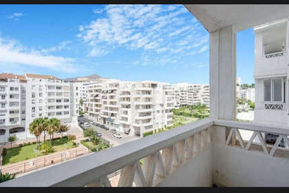 Apartment for sale in Nueva andalucia, Málaga. 