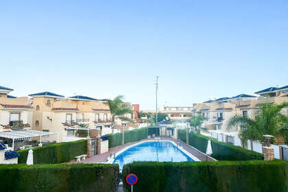 House for sale in Torre de la Horadada, Alicante. 