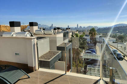 Cluster house for sale in Finestrat, Alicante. 