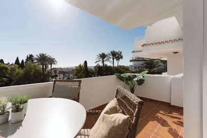 Apartment for sale in Nueva andalucia, Málaga. 