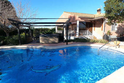 Ranch for sale in Orihuela, Alicante. 