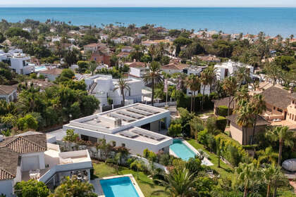 Cluster house for sale in Marbella, Málaga. 