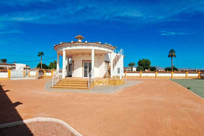 Cluster house for sale in Catral, Alicante. 