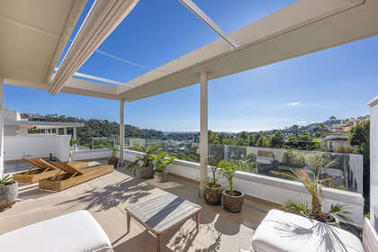 Apartment for sale in Benahavís, Málaga. 