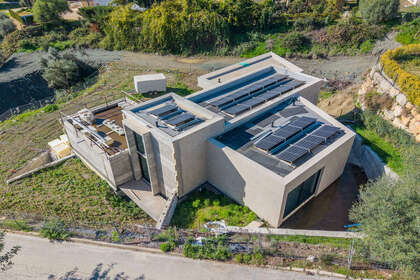 Cluster house for sale in Benahavís, Málaga. 