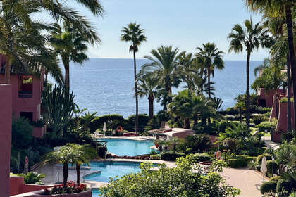 Apartamento venta en Estepona, Málaga. 