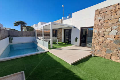 Cluster house for sale in Cabo Roig, Alicante. 