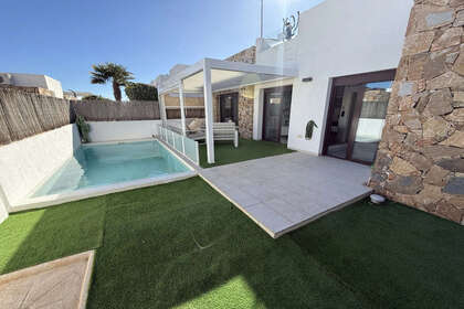 Cluster house for sale in Cabo Roig, Alicante. 