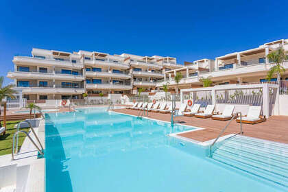 Apartment for sale in Cala Del Moral, La, Málaga. 
