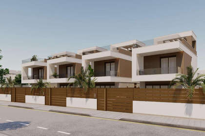 Cluster house for sale in Pilar de la Horadada, Alicante. 