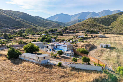 Apartment for sale in Ojén, Málaga. 