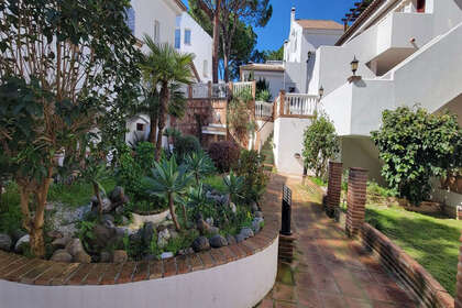 Apartment for sale in Puerto Banús, Málaga. 