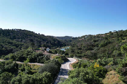 Plot for sale in Benahavís, Málaga. 