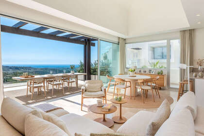 Apartment for sale in Benahavís, Málaga. 