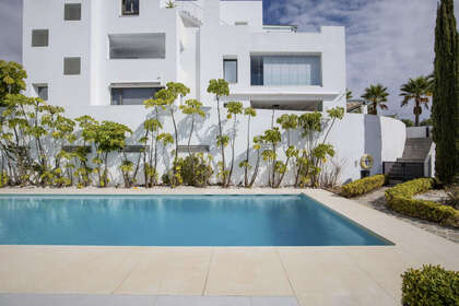 Apartment for sale in Casares, Málaga. 