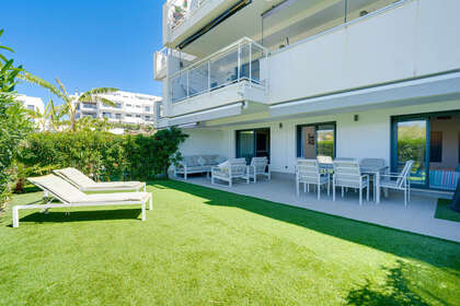 Apartment for sale in Cala Del Moral, La, Málaga. 