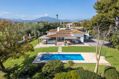 Cluster house for sale in San Pedro de Alcántara, Marbella, Málaga. 