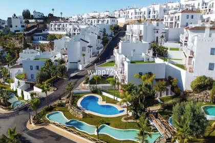 Apartment for sale in Benahavís, Málaga. 