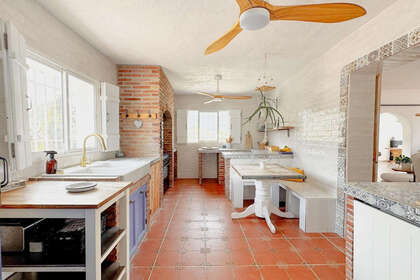 Cluster house for sale in Nerja, Málaga. 