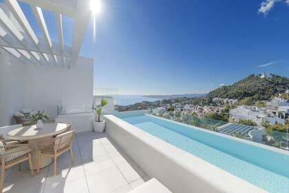 Cluster house for sale in Torremuelle, Benalmádena, Málaga. 