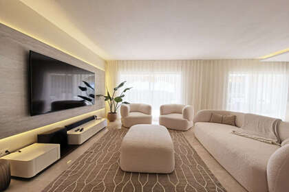 Apartment for sale in Benahavís, Málaga. 