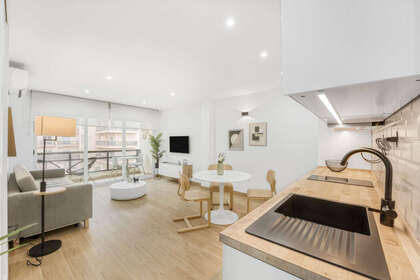 Apartment for sale in La Carihuela, Torremolinos, Málaga. 
