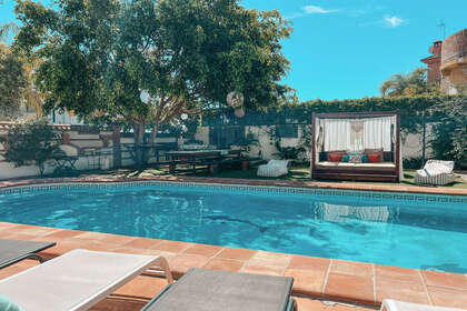 Cluster house for sale in Nueva andalucia, Málaga. 