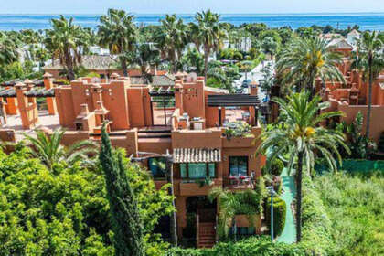 Apartment for sale in Nueva andalucia, Málaga. 