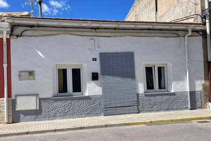 House for sale in Pinoso, Alicante. 