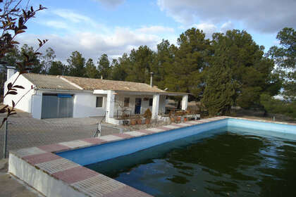Ranch for sale in Yecla, Murcia. 