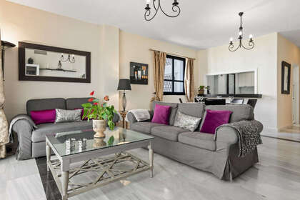 Apartment for sale in Puerto Banús, Málaga. 